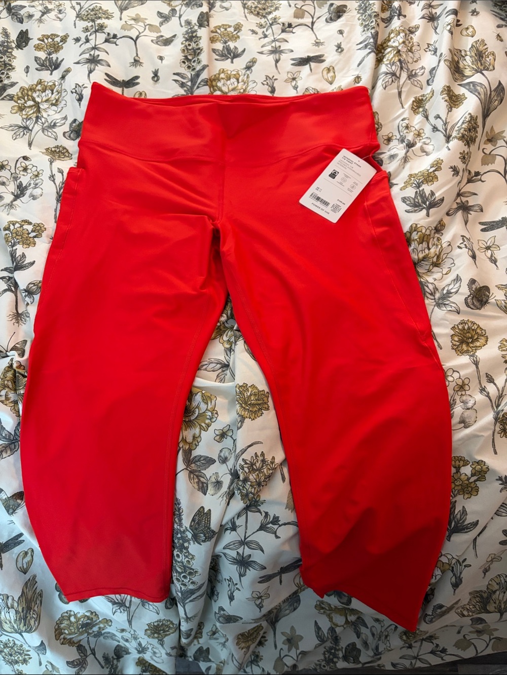 Athleta interval stash 7/8 leggings